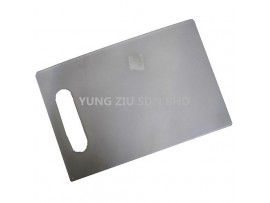 PLASTIC CUTTING BOARD 29*19.5*3CM